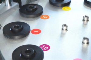 Ultragarsinis sandarinimo kosmetikos vamzdžių užpildymo aparatas